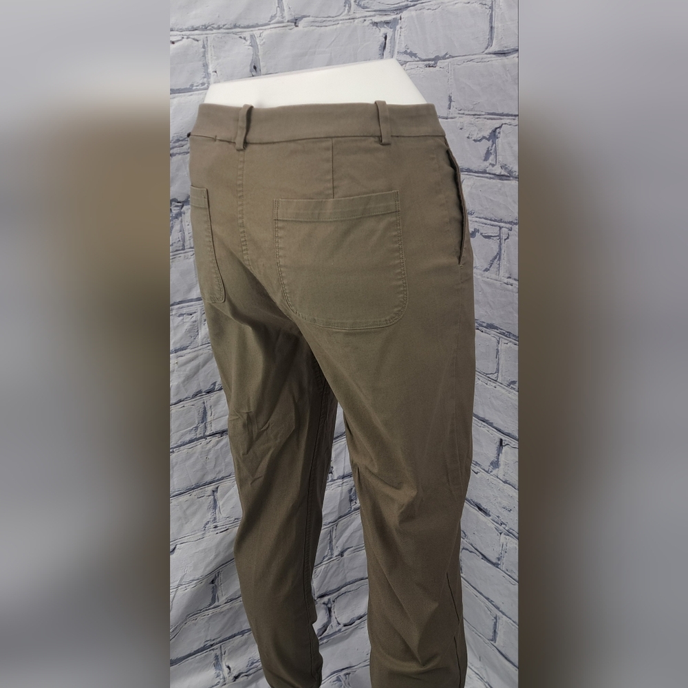 Kit and Ace Women's Joggers Pants Army Green Size 6 US - Picture 13 of 13